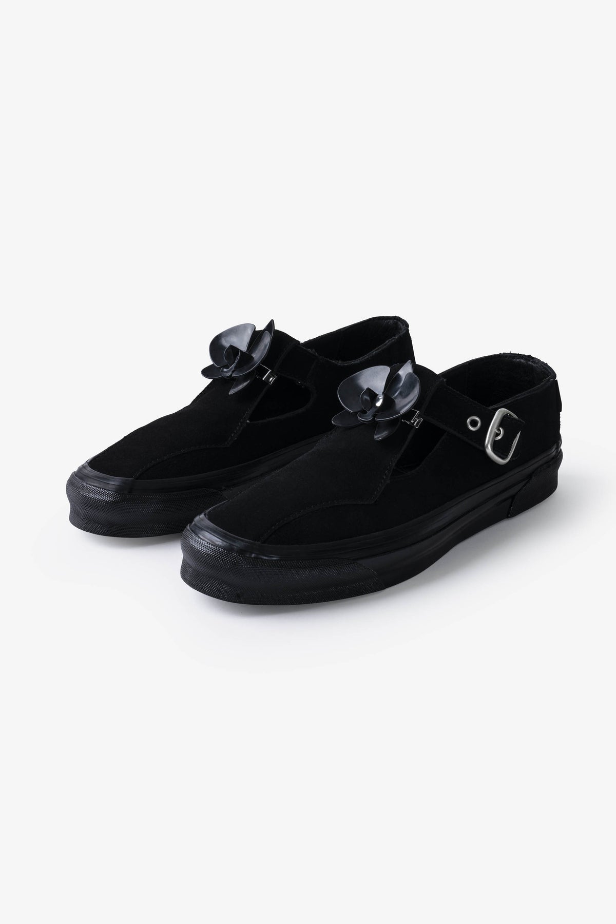 Vault by Vans x Goodfight Orchid Clip Pair Black